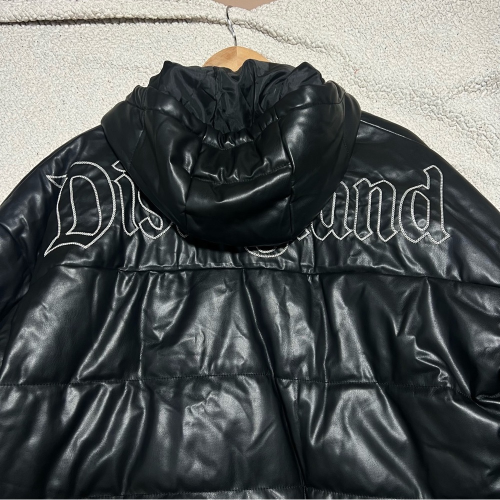 Disneyland Puffer Jacket Black Hood Hooded Embroidered Castle Faux Leather Sz XL - Picture 4 of 6